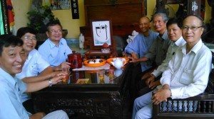 Nhóm HP ghé thăm Thầy Tấn Tuệ ở Suối Đó chùa Đây, Lagi 10.9.2014