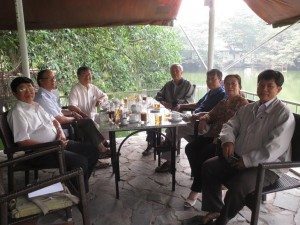 IMG_Tet tay NHP
