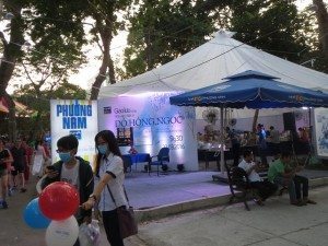 Điểm Giao lưu với tác giả vào 9h30 ngày mai 22-3-2016